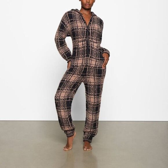 Skims Cozy Knit onesie Jumpsuit in plaid M - Picture 6 of 13